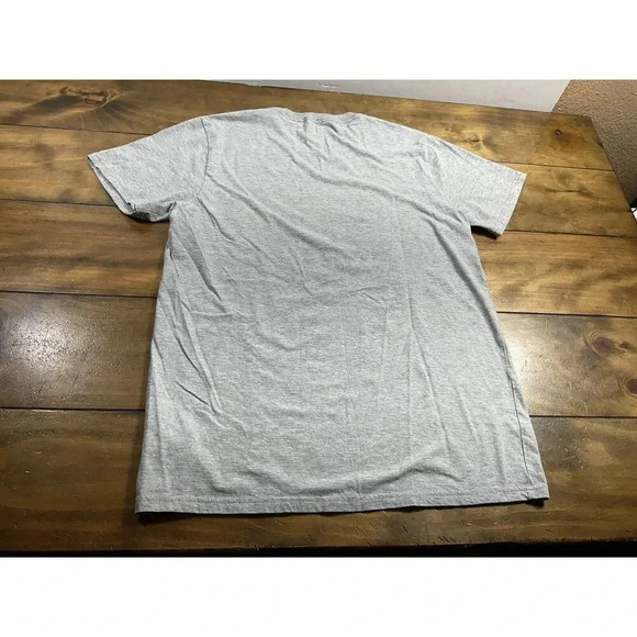Oakley Graphic Men's Size Medium Short Sleeve Regular Fit Gray T-Shirt - Picture 7 of 7